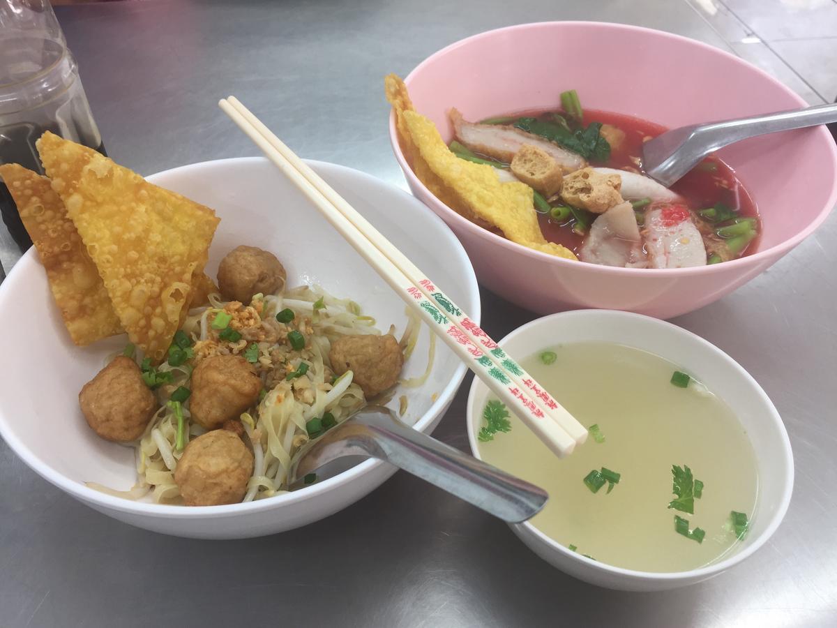 Inn Trog And Inn Soi (Adults Only) バンコク都 エクステリア 写真